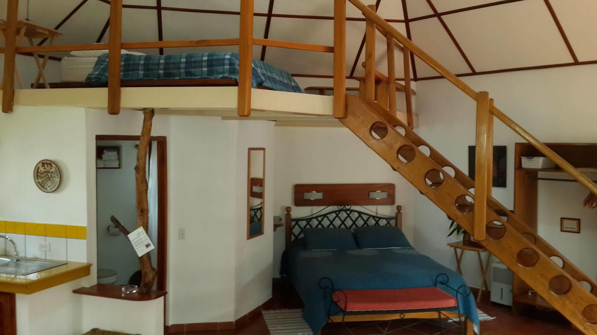 Hotel Isla Verde Boquete Bagian luar foto